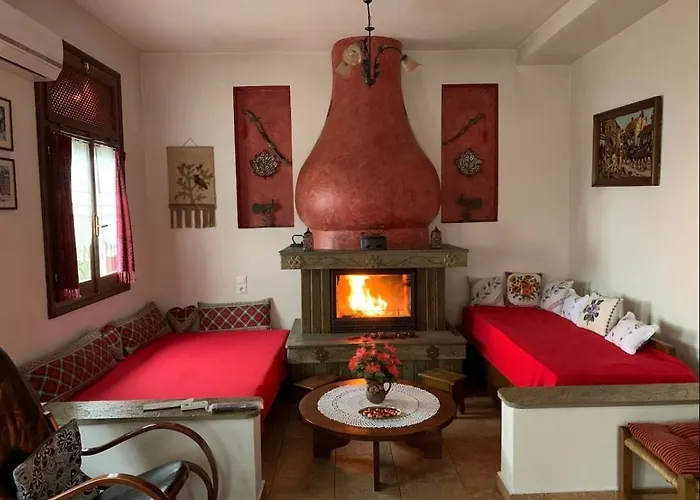 Η Θεα Traditional House